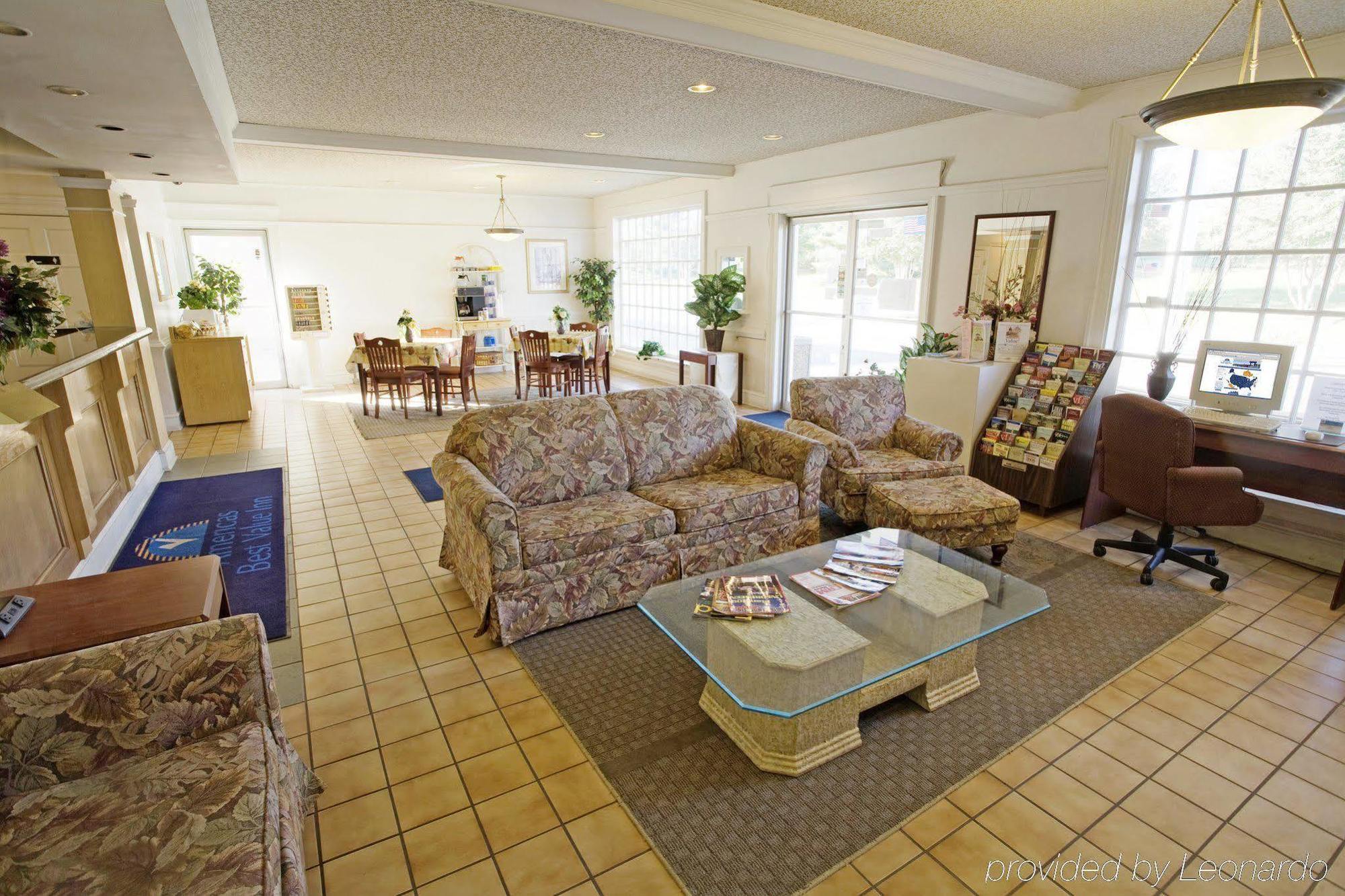 Americas Best Value Inn Richmond South Bellwood Interior foto